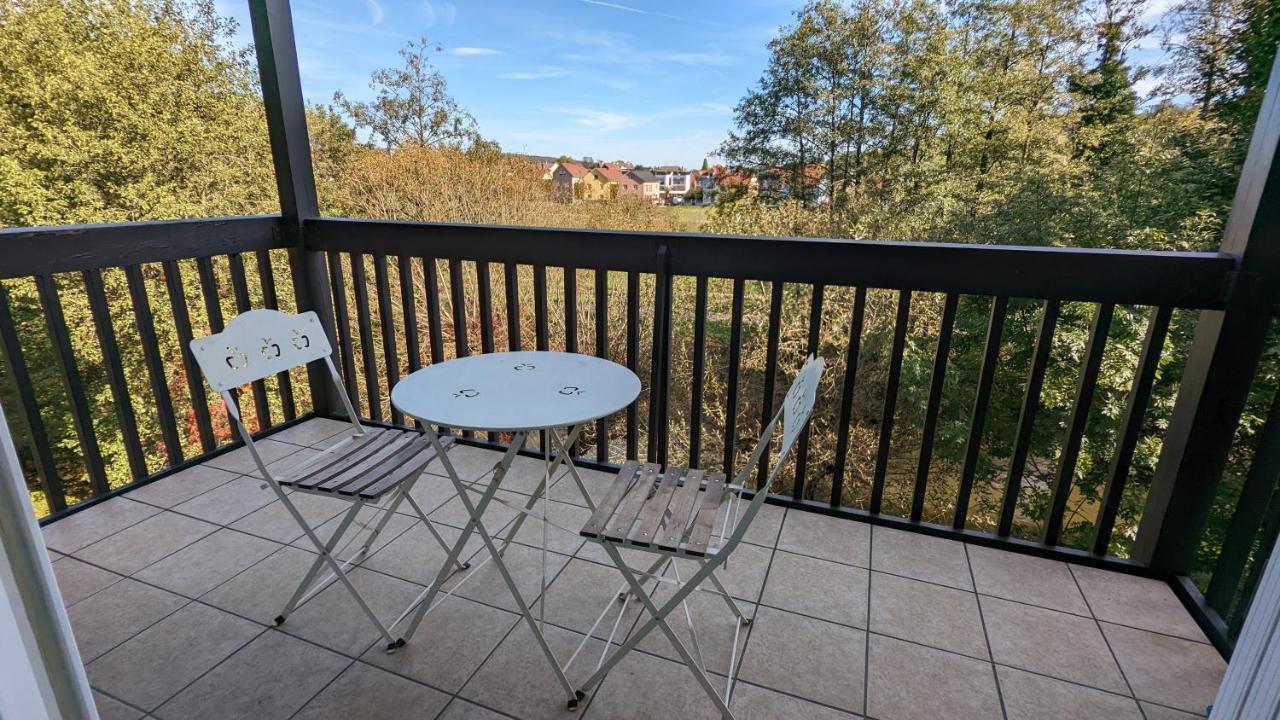 Les Tilleuls - Appartement De Charme Avec Balcon Belfort Exterior foto